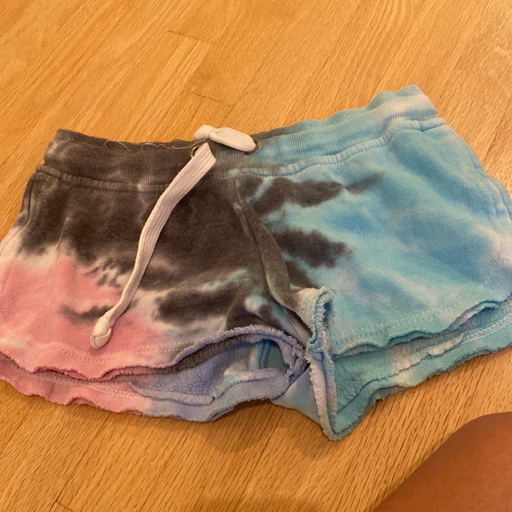 Barely worn soft tie dye shorts